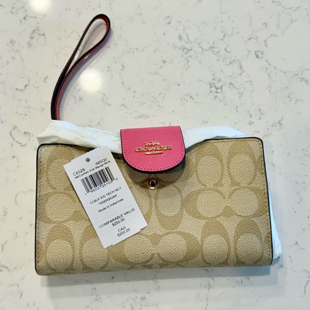 Coach Signature Canvas Tech Wallet Wristlet – Confetti Pink Mango – NWT